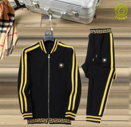 Picture of Versace SweatSuits _SKUVersaceM-3XL12yn1130176